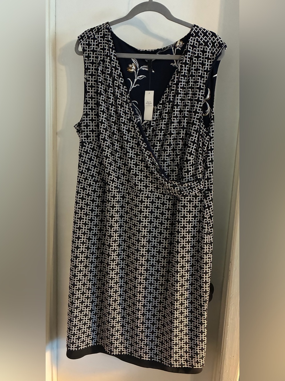 Sleeveless Black and White Reversible Wrap Dress